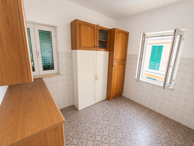 Appartamento in Vendita a Jesi, 75'000&euro;, 