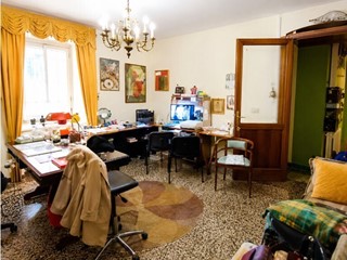 Appartamento in Vendita a Genova, 146'250&euro;, 125 m²