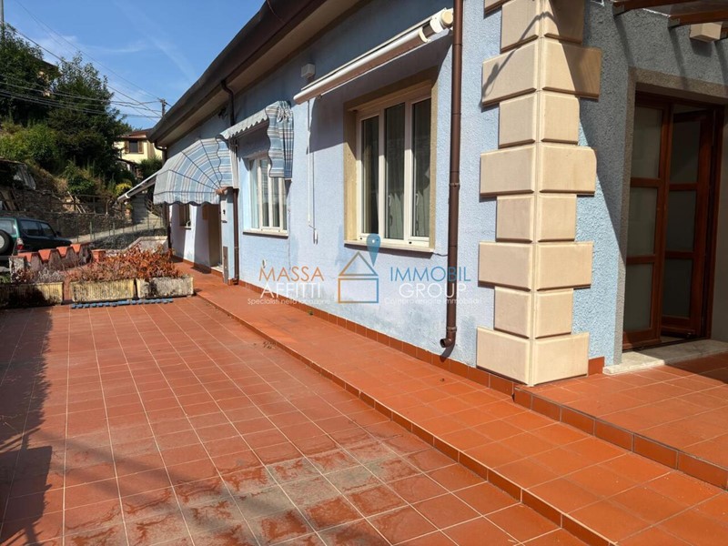 Trilocale in Affitto a Massa, zona Altagnana, 500&euro;, 62 m²