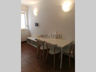 Bilocale in Affitto a Trieste, zona Roiano, 600&euro;, 46 m², arredato