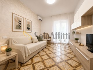 Quadrilocale in Affitto a Napoli, zona Arenella, 1'200&euro;, 81 m², arredato