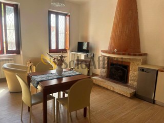 Trilocale in Affitto a Vico del Gargano, 60 m², arredato
