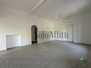 Trilocale in Affitto a Frosinone, 500&euro;, 60 m²