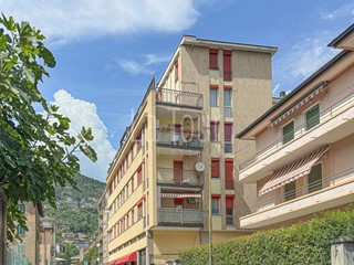 Quadrilocale in Vendita a Aosta, 195'000&euro;, 96 m², con Box