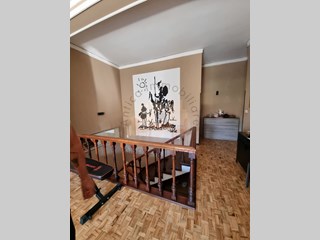 Appartamento in Affitto a Lucca, zona San Concordio, 1'300&euro;, 185 m², arredato