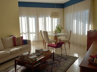 Appartamento in Vendita a Empoli, 310'000&euro;, 100 m², con Box