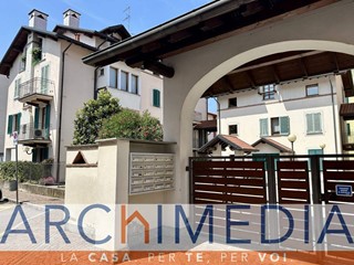 Bilocale in Vendita a Malnate, 140'000&euro;, 63 m²