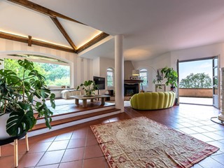 Appartamento in Vendita a Moncalieri, 695'000&euro;, 285 m²