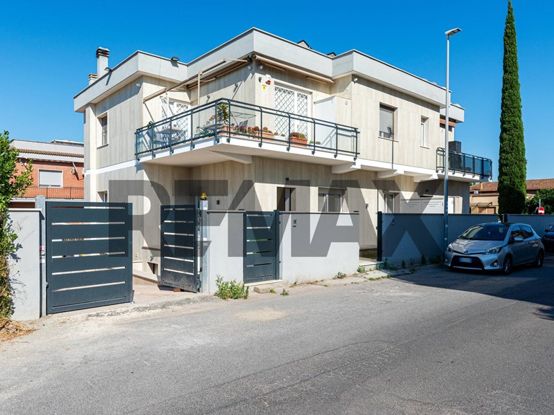 Trilocale in Affitto a Roma, 1'400&euro;, 173 m²