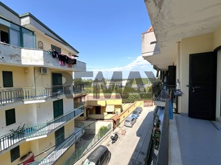 Trilocale in Vendita a Giugliano in Campania, 165'000&euro;, 90 m²