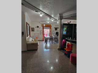 Appartamento in Vendita a Gela, 90'000&euro;, 153 m²
