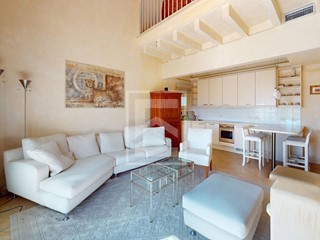 Quadrilocale in Vendita a Peschiera del Garda, 360'000&euro;, 105 m²