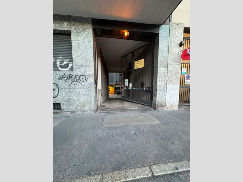 Appartamento in Affitto a Milano, 400&euro;, 15 m²