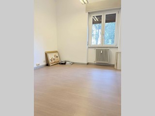 Bilocale in Vendita a Monza, 180'000&euro;, 66 m²