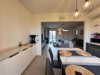 Quadrilocale in Vendita a Pumenengo, 240'000&euro;, 200 m²