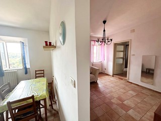Trilocale in Vendita a Nepi, 39'000&euro;, 80 m²