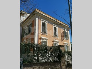 Monolocale in Affitto a Roma, 750&euro;, 20 m², arredato