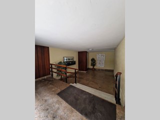 Quadrilocale in Vendita a Brindisi, 130'000&euro;, 116 m²