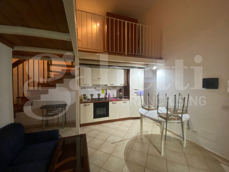 Monolocale in Affitto a Orte, 400&euro;, 65 m², arredato