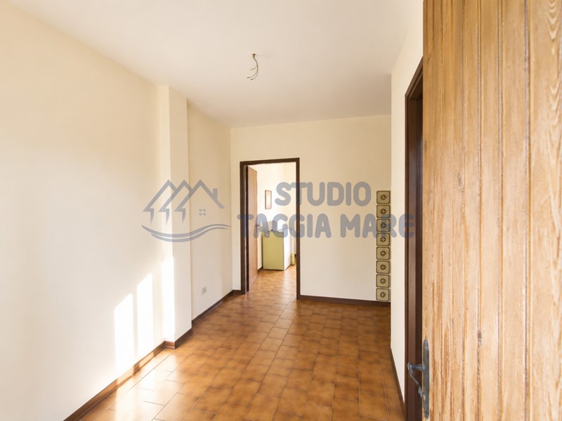 Trilocale in Vendita a Pietrabruna, 55'000&euro;, 35 m²
