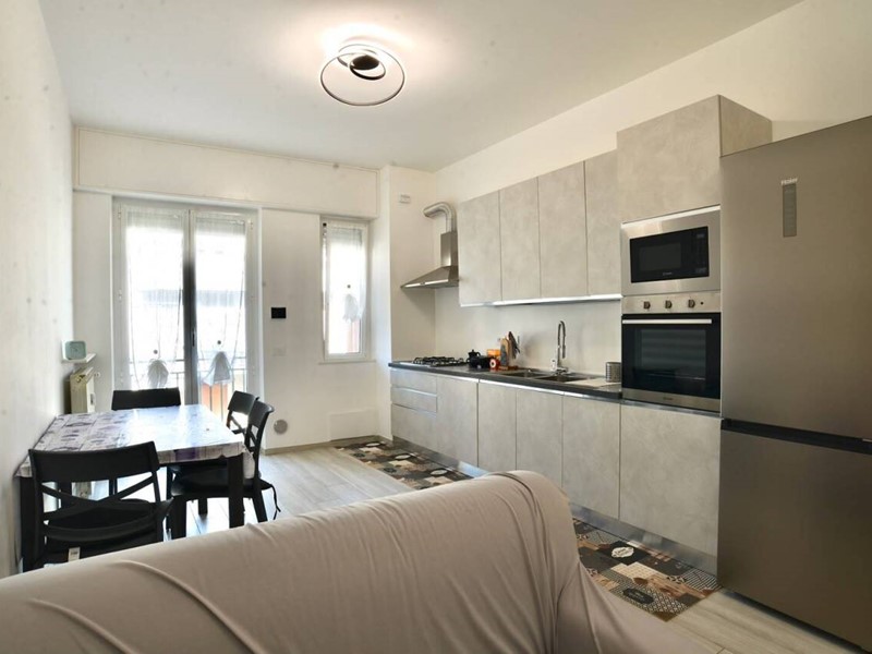 Quadrilocale in Affitto a Savona, 1'000&euro;, 122 m²