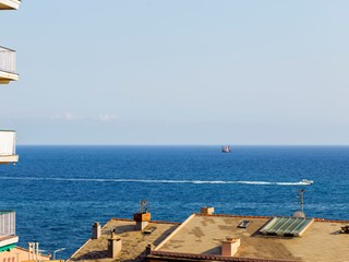 Appartamento in Vendita a Genova, zona Nervi, 313'000&euro;, 95 m²
