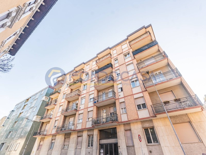 Trilocale in Vendita a Legnano, 150'000&euro;, 99 m²