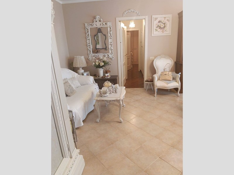 Trilocale in Vendita a Viareggio, 280'000&euro;, 75 m²