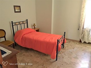 Quadrilocale in Affitto a Brindisi, 650&euro;, 140 m², arredato