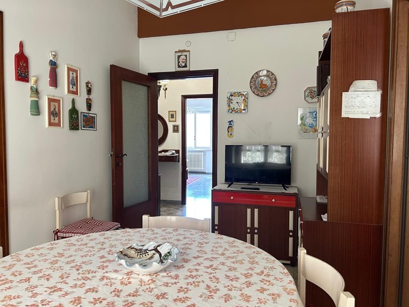 Quadrilocale in Vendita a Pescara, 160'000&euro;, 130 m²