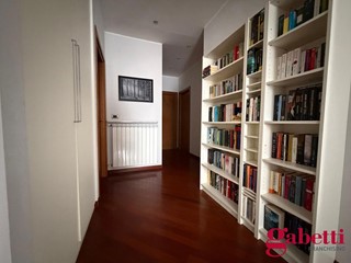Trilocale in Vendita a Varazze, 575'000&euro;, 113 m², arredato