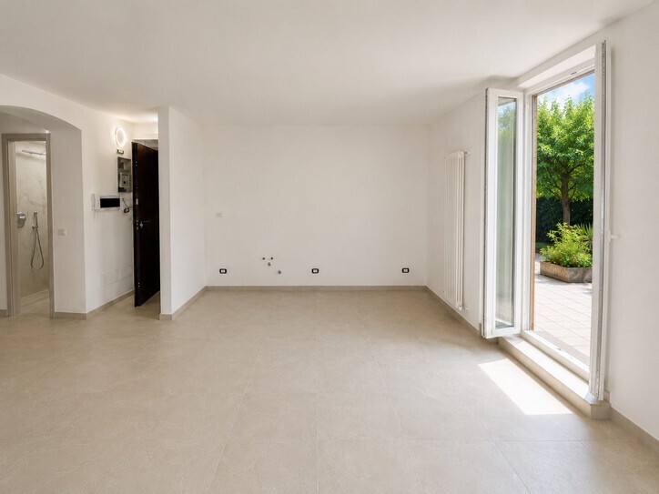 Appartamento in Vendita a La Spezia, zona PORTO, 135'000&euro;, 85 m²