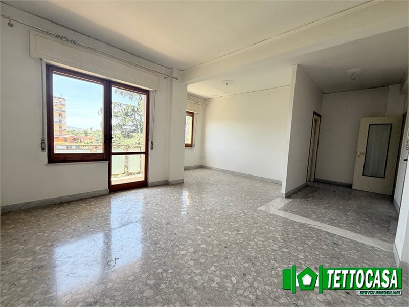 Bilocale in Vendita a Marigliano, 80'000&euro;, 60 m²