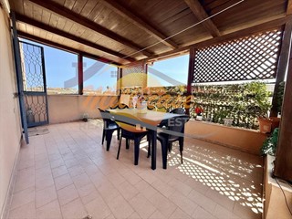 Appartamento in Vendita a Siracusa, zona Villaggio Miano, 143'000&euro;, 140 m²