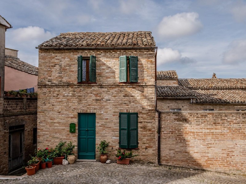 Appartamento in Vendita a Venaria Reale, 185'550&euro;, 183 m²