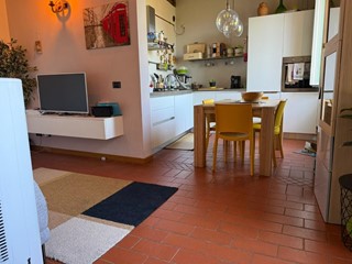 Trilocale in Vendita a Lucca, zona San Donato, 255'000&euro;, 122 m²