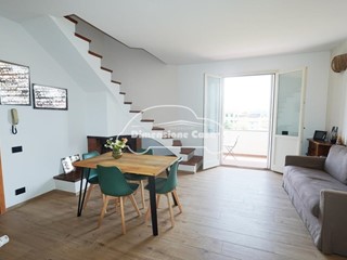 Appartamento in Vendita a Lucca, zona San Macario In Piano, 210'000&euro;, 120 m², arredato, con Box