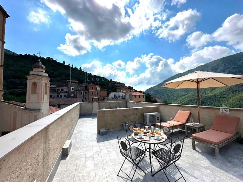 Bilocale in Vendita a Castelbianco, 115'000&euro;, 45 m²