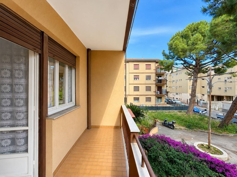 Quadrilocale in Vendita a Albenga, 135'000&euro;, 83 m²