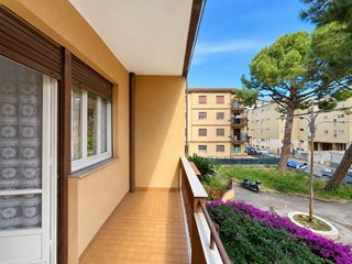 Quadrilocale in Vendita a Albenga, 135'000&euro;, 83 m²