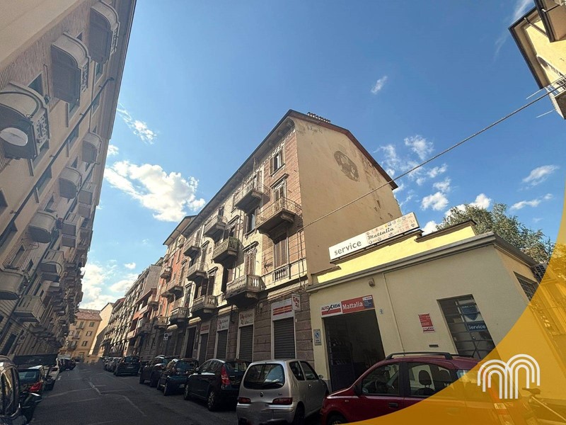 Bilocale in Vendita a Torino, 89'000&euro;, 50 m²
