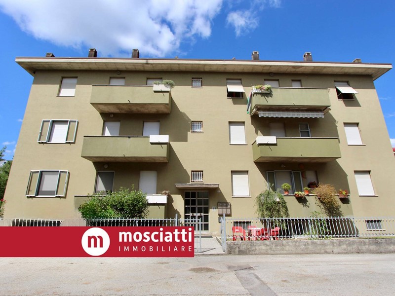 Appartamento in Vendita a Matelica, 94'000&euro;, 1387 m²