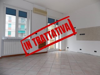 Appartamento in Vendita a Genova, 99'000&euro;, 80 m²