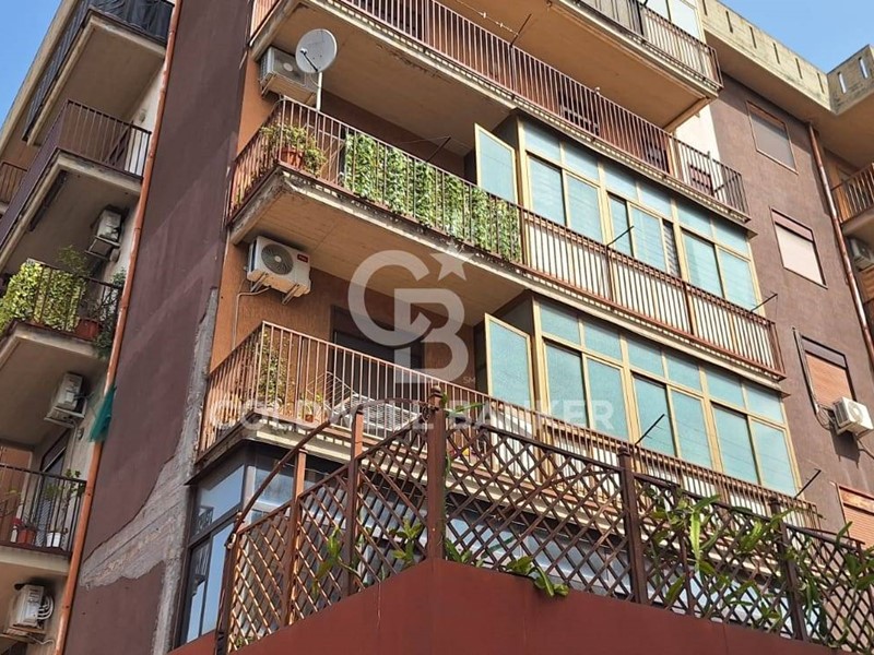 Trilocale in Vendita a Catania, 139'000&euro;, 98 m²