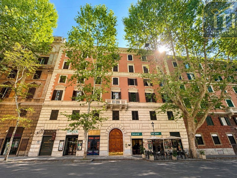 Appartamento in Vendita a Roma, 549'000&euro;, 137 m²