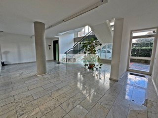 Appartamento in Vendita a Massa, 298'000&euro;, 127 m²