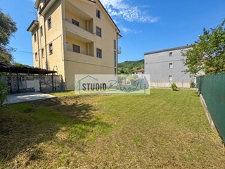 Appartamento in Vendita a Massa, 249'000&euro;, 177 m²