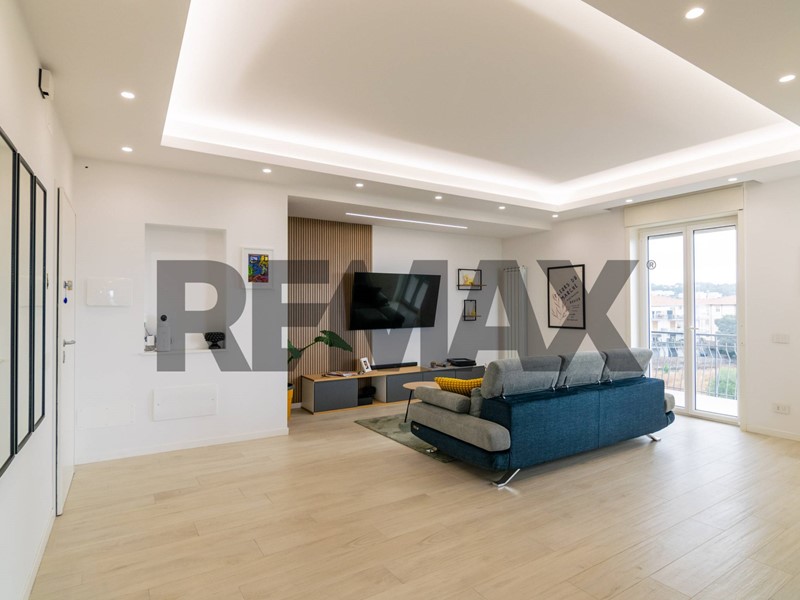 Quadrilocale in Vendita a San Giovanni la Punta, 269'000&euro;, 130 m²