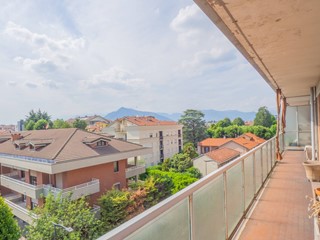 Appartamento in Vendita a Rivoli, 365'000&euro;, 159 m²
