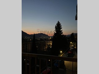 Bilocale in Affitto a Como, 1'300&euro;, 95 m²